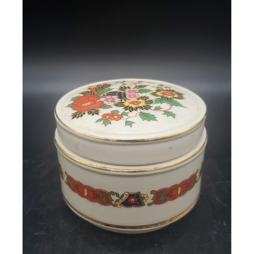 Vintage Sadler Lidded Porcelain Trinket Box Round Floral Flower 3.5"